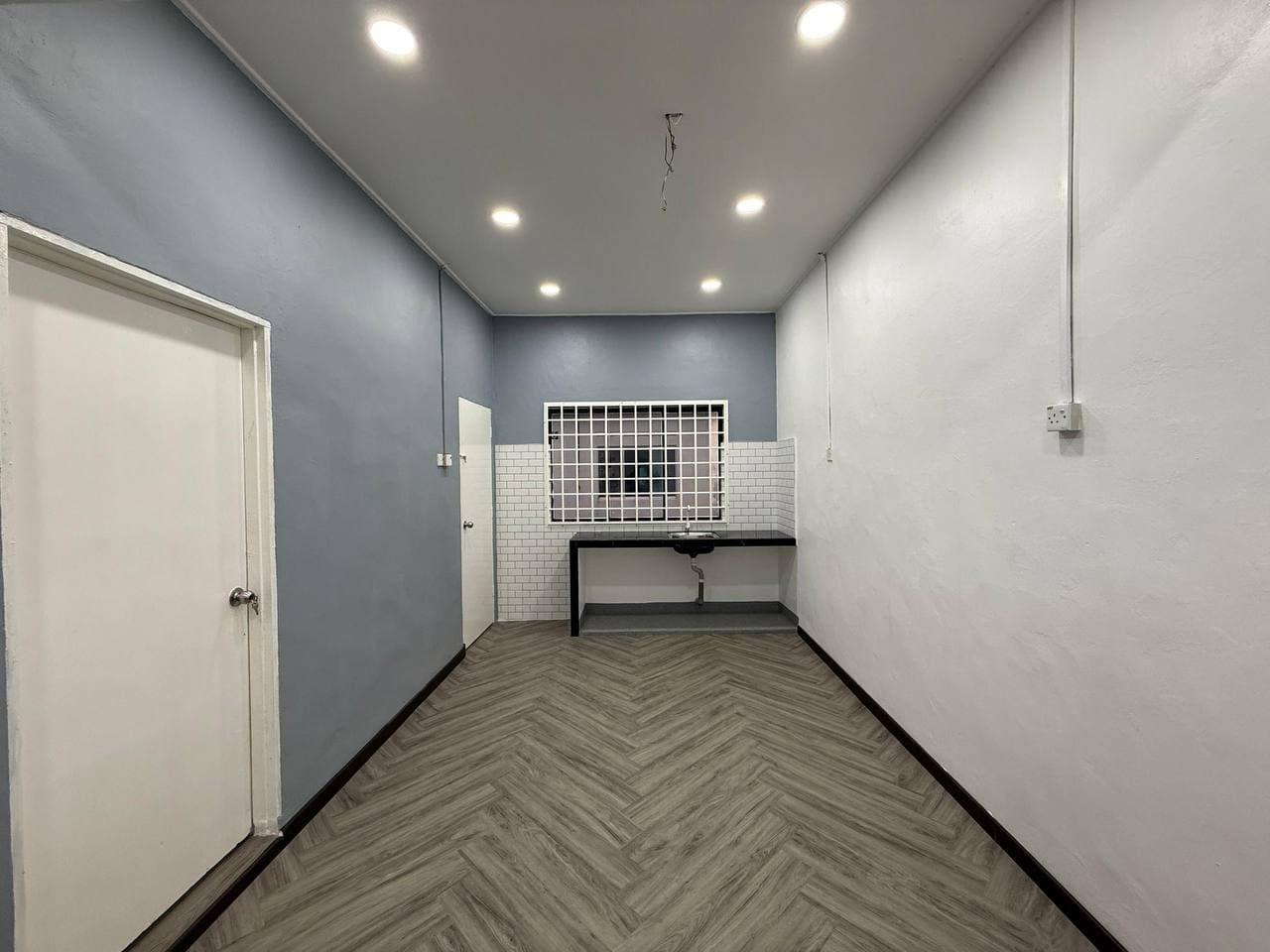 Double Storey Low Cost House Taman Desa Cemerlang 16