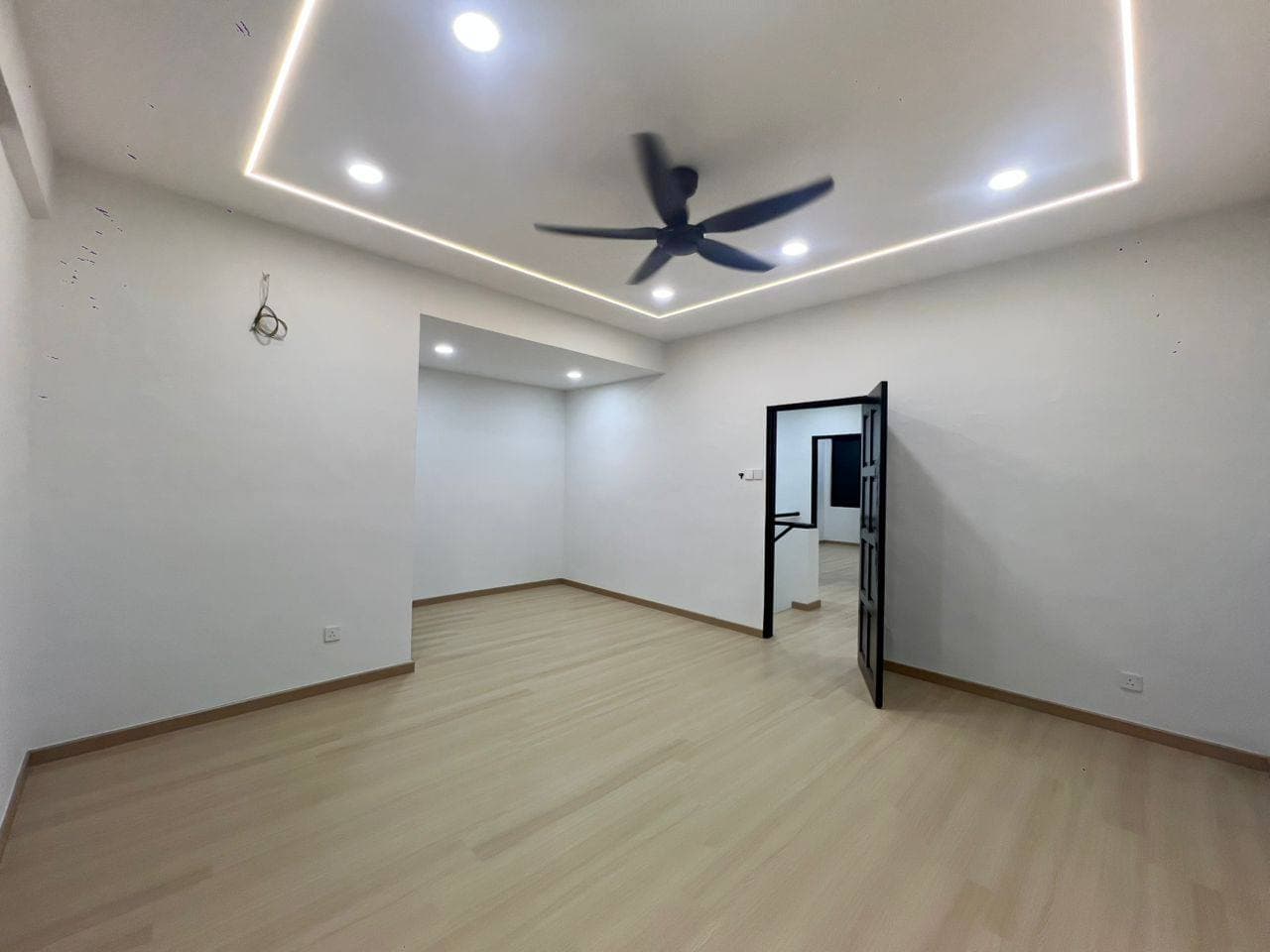 Single Storey Taman Senai Utama – photo 1