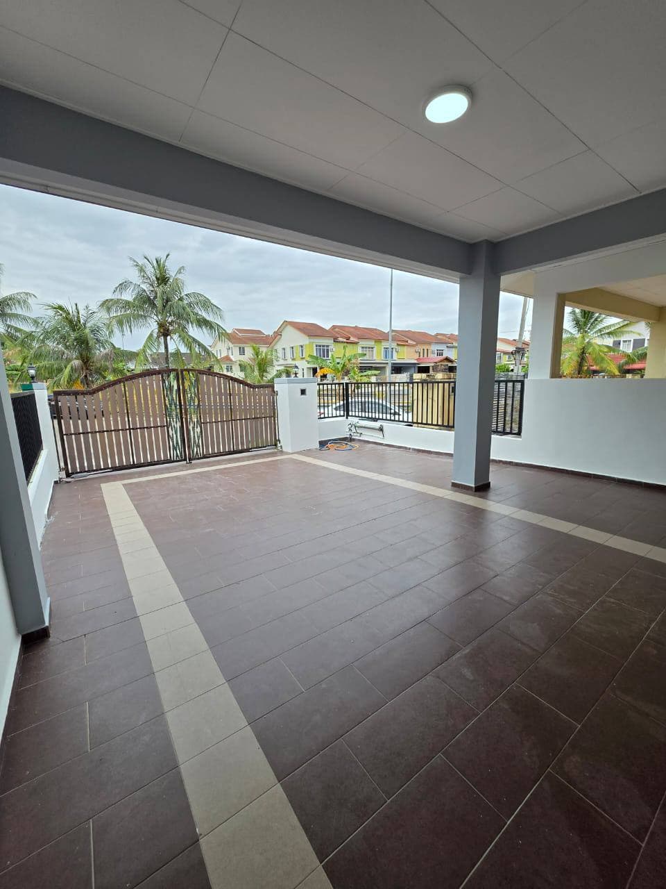 Double Storey Intermediate Nusantara Gelang Patah 11