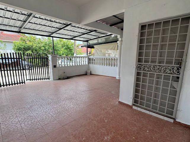 Endlot Bukit Indah 4