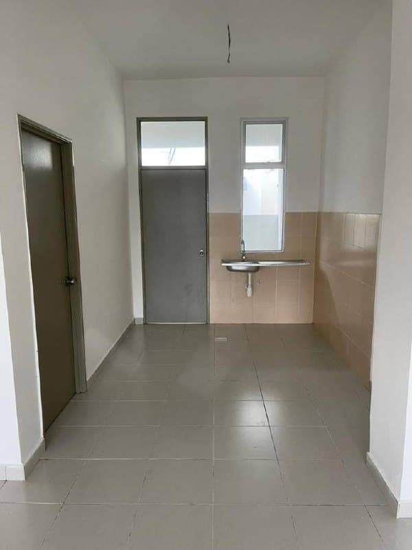 Single storey terrace house Taman Segamat Baru 9