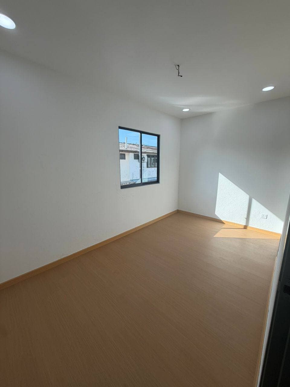 Double Storey Terrace Taman Pulai Mutiara Scientex 4