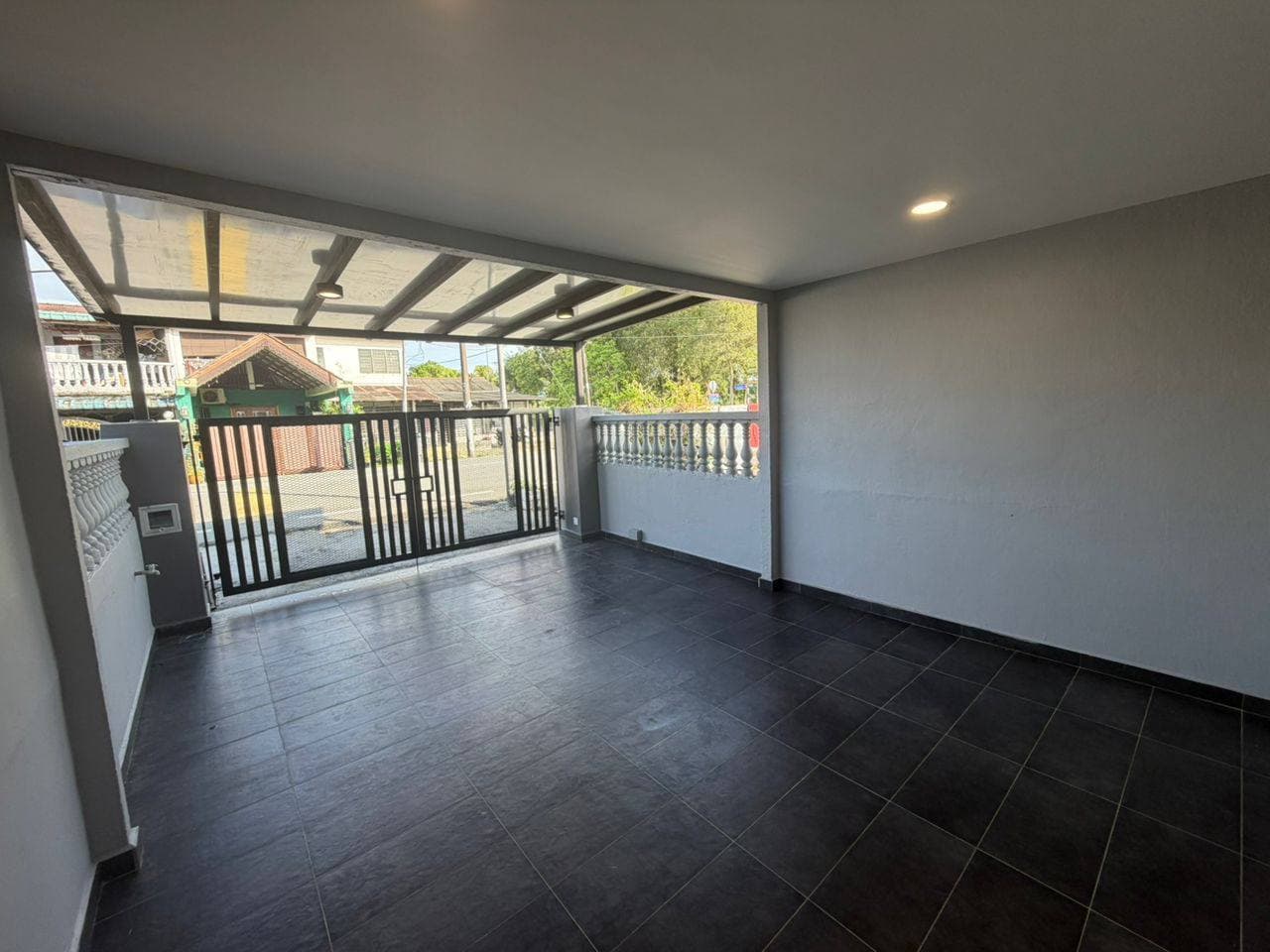 Double Storey Terrace Taman Pulai Mutiara Scientex – photo 1