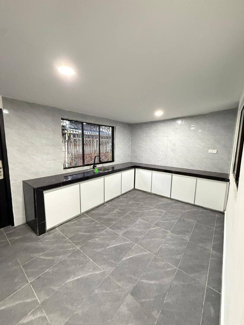 Double Storey Low Cost Endlot Taman Damai Jaya 6