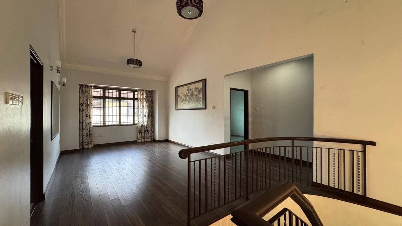 2-Storey Bungalow Taman Rinting 6