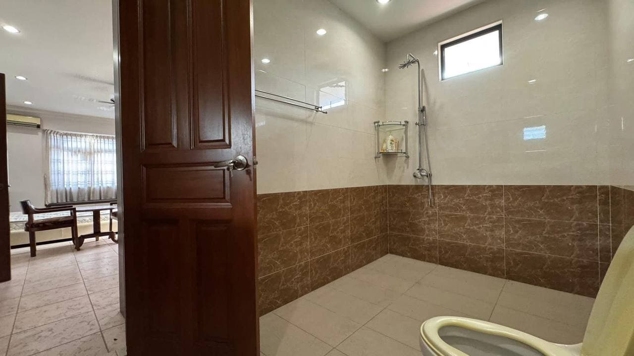 2-Storey Bungalow Taman Rinting 14