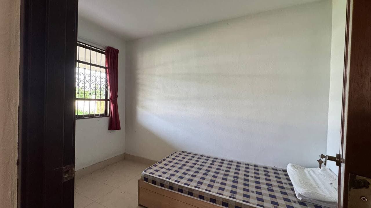 2-Storey Bungalow Taman Rinting 21