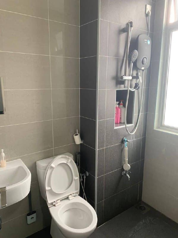 Apartment D'Lagoon Seri Austin 8