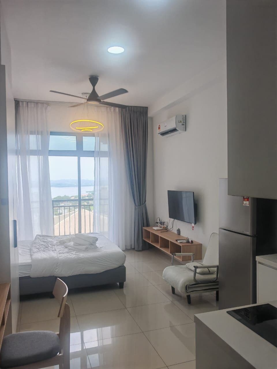 Studio Meldrum Heights Residence