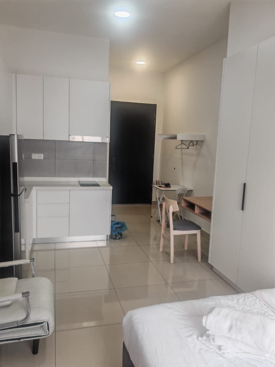 Studio Meldrum Heights Residence 2