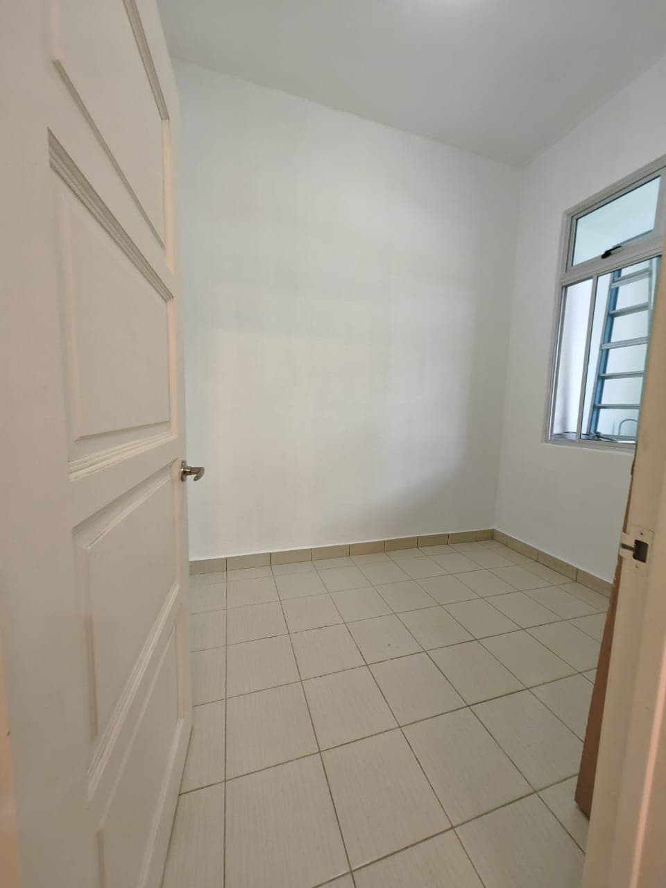 2.5 Storey corner lot Sutera Utama 14