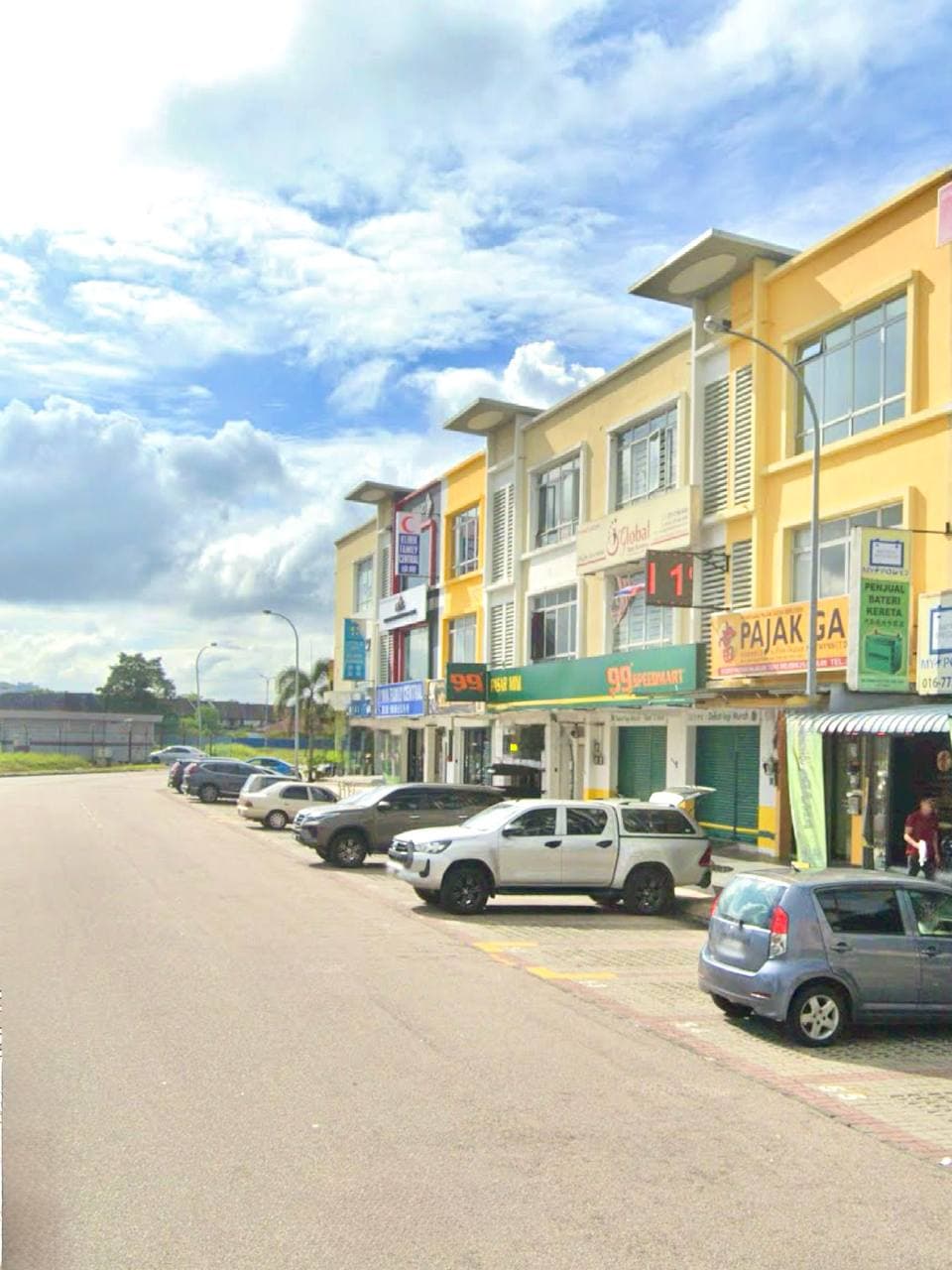 3 Storey Shoplot Taman Daya 2