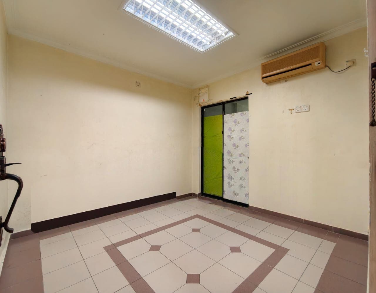 2-Storey Terrace Taman Pelangi 6