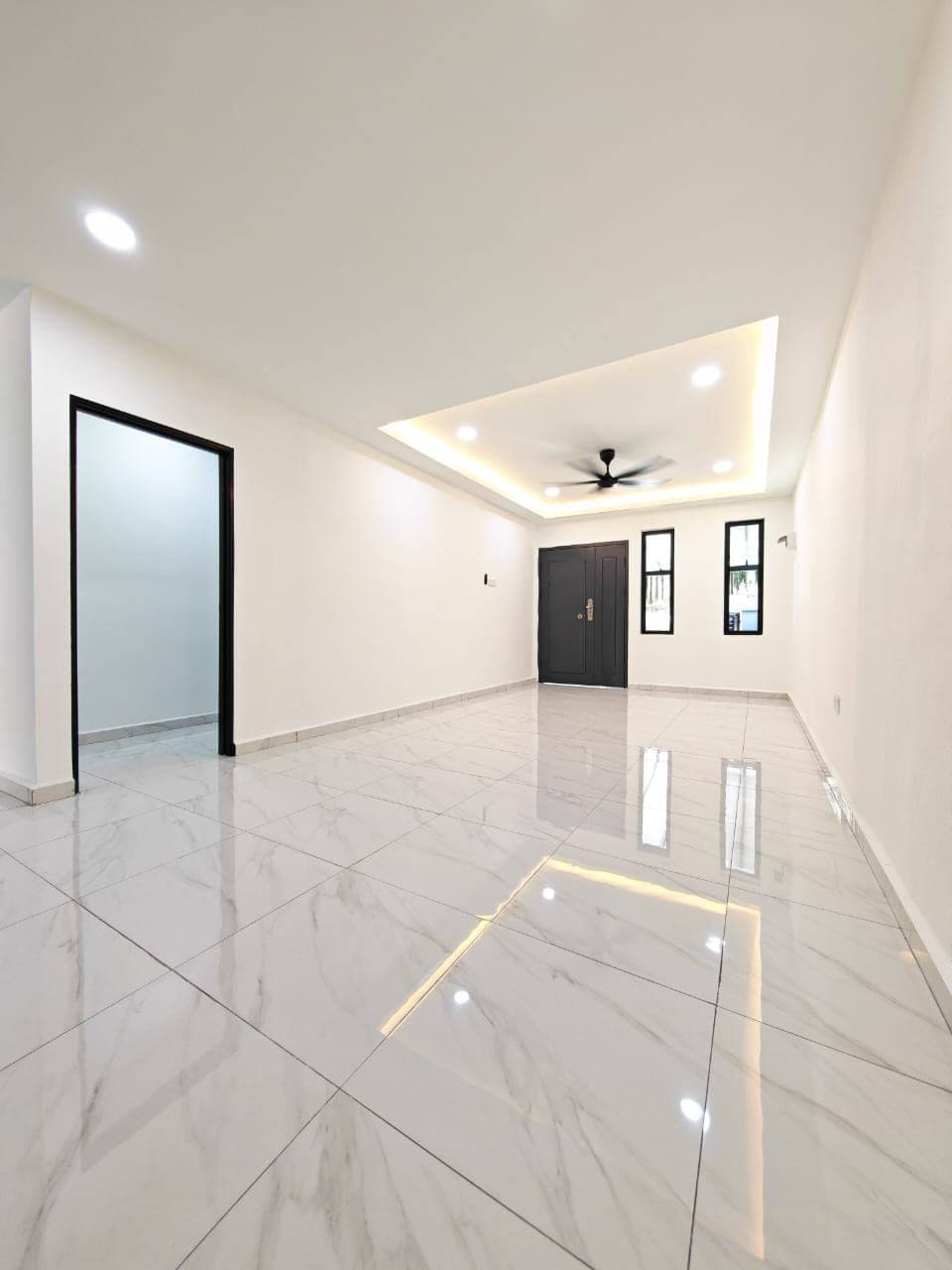 Single Storey Terrace Taman Senai Jaya – photo 1