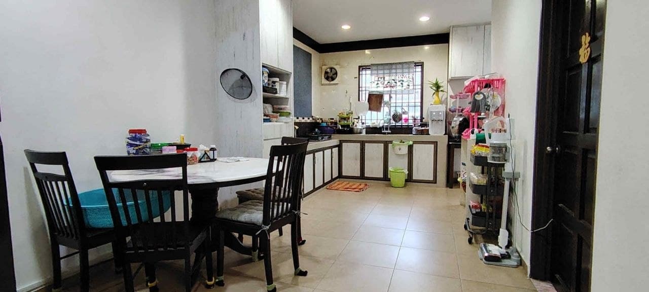 Single Storey Terrace Taman University