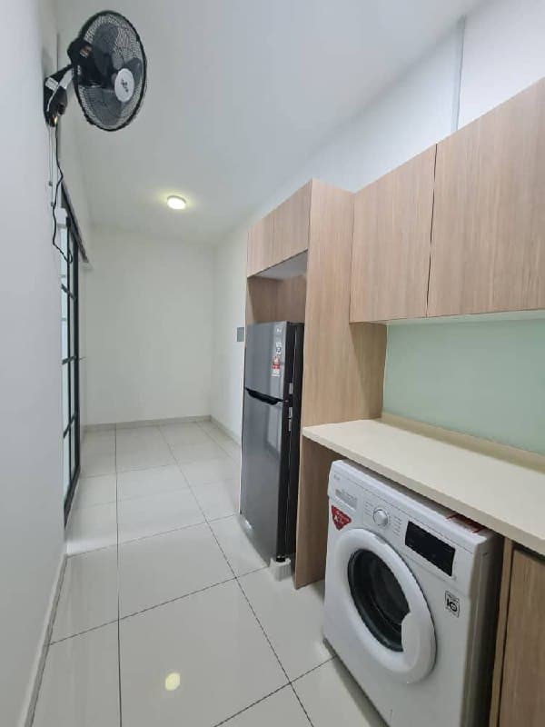 Service Apartment Green Haven 11