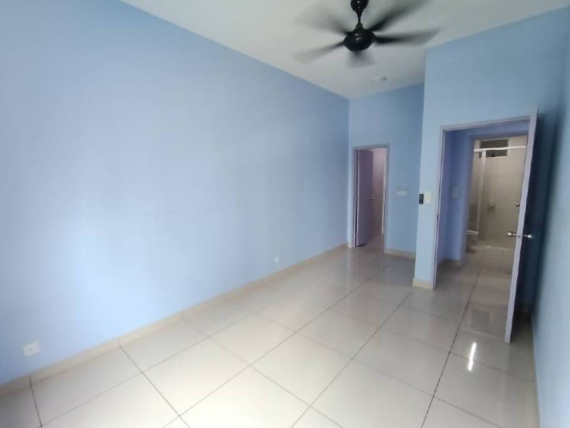 Intermediate Meridin Bayvue Apartment 3