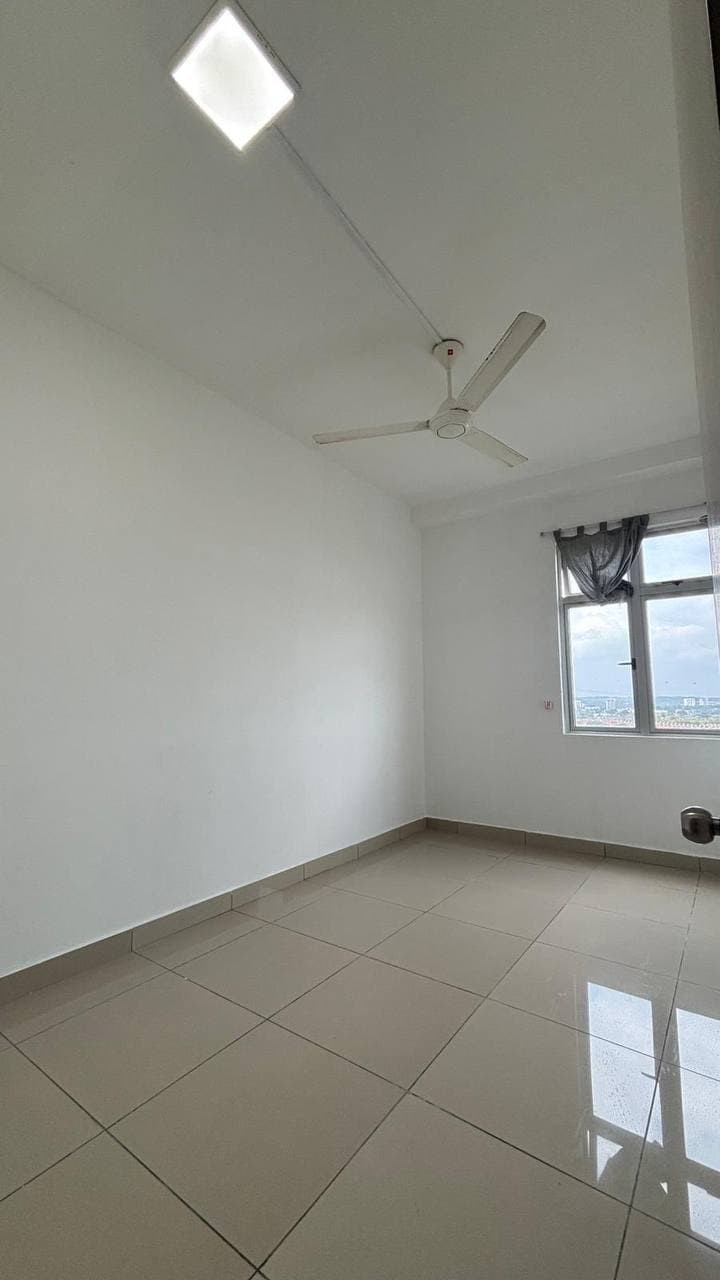 Service Apartment (Intermediate) Meridin Bayvue Apartment 6