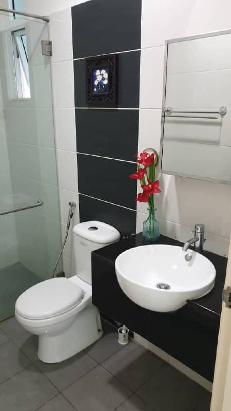 Service apartment One Medini 10