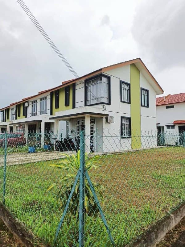 Double Storey Corner Lot Taman Alam Damai – photo 1