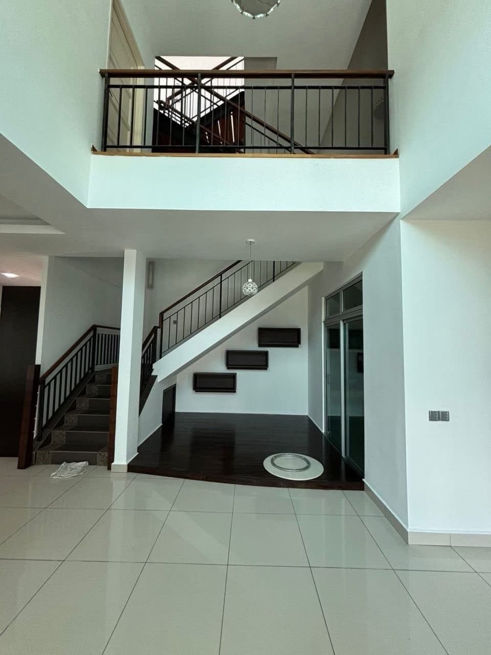 2.5 Storey Corner Sutera Utama 7