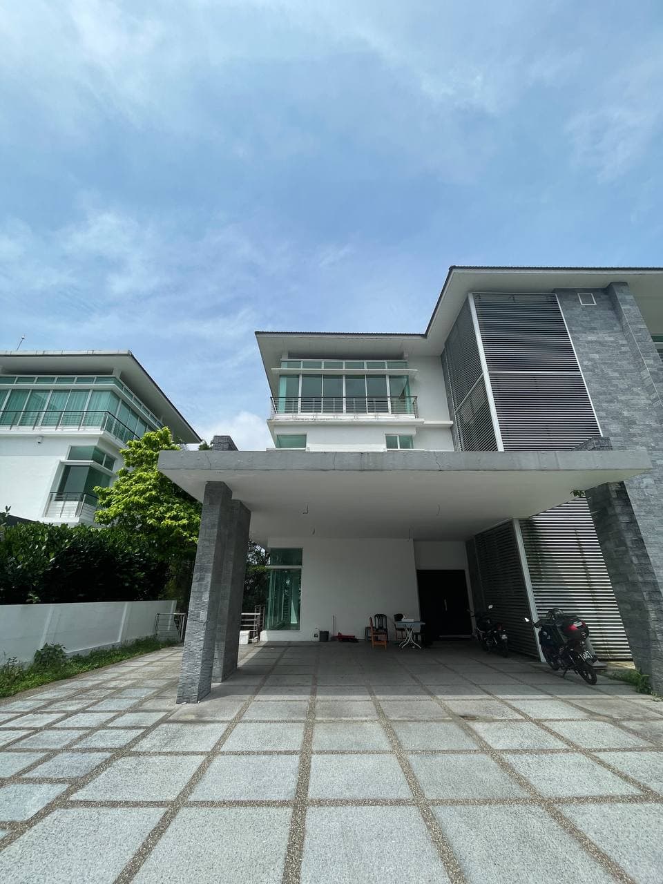 3 & 1/2 Storey Bungalow Straits View – photo 1