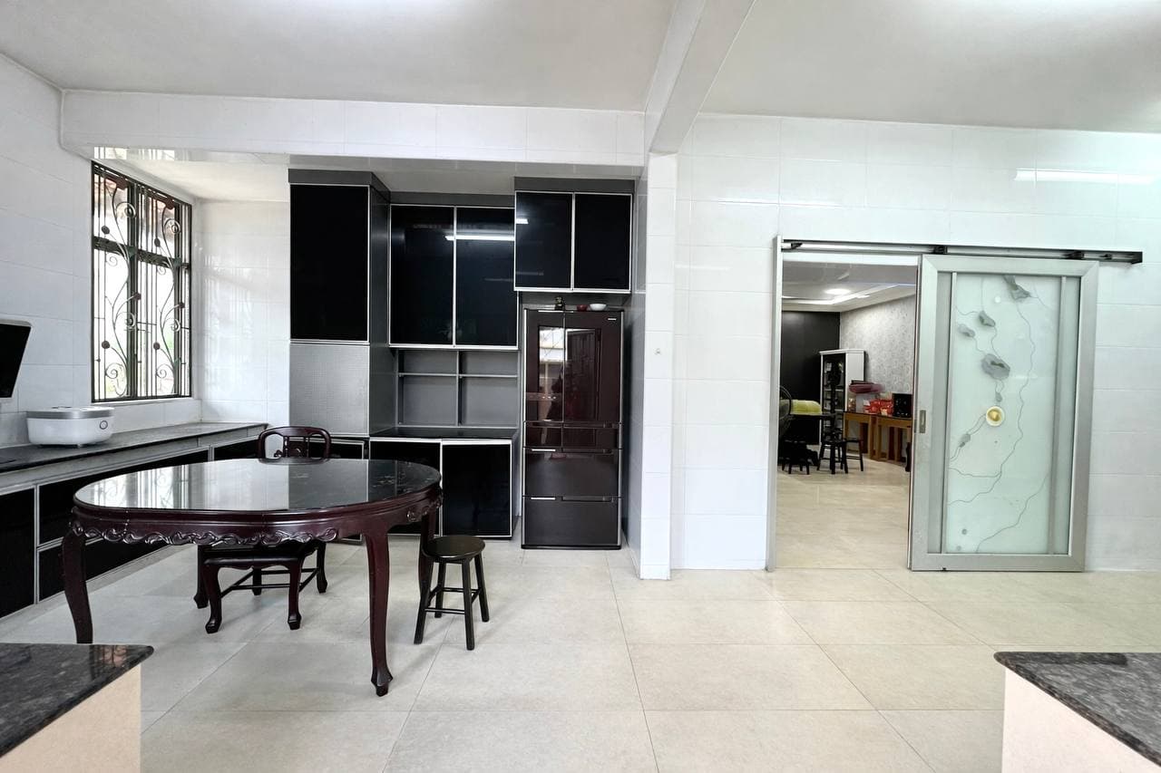 Double Storey Semi-D Impian Emas 4