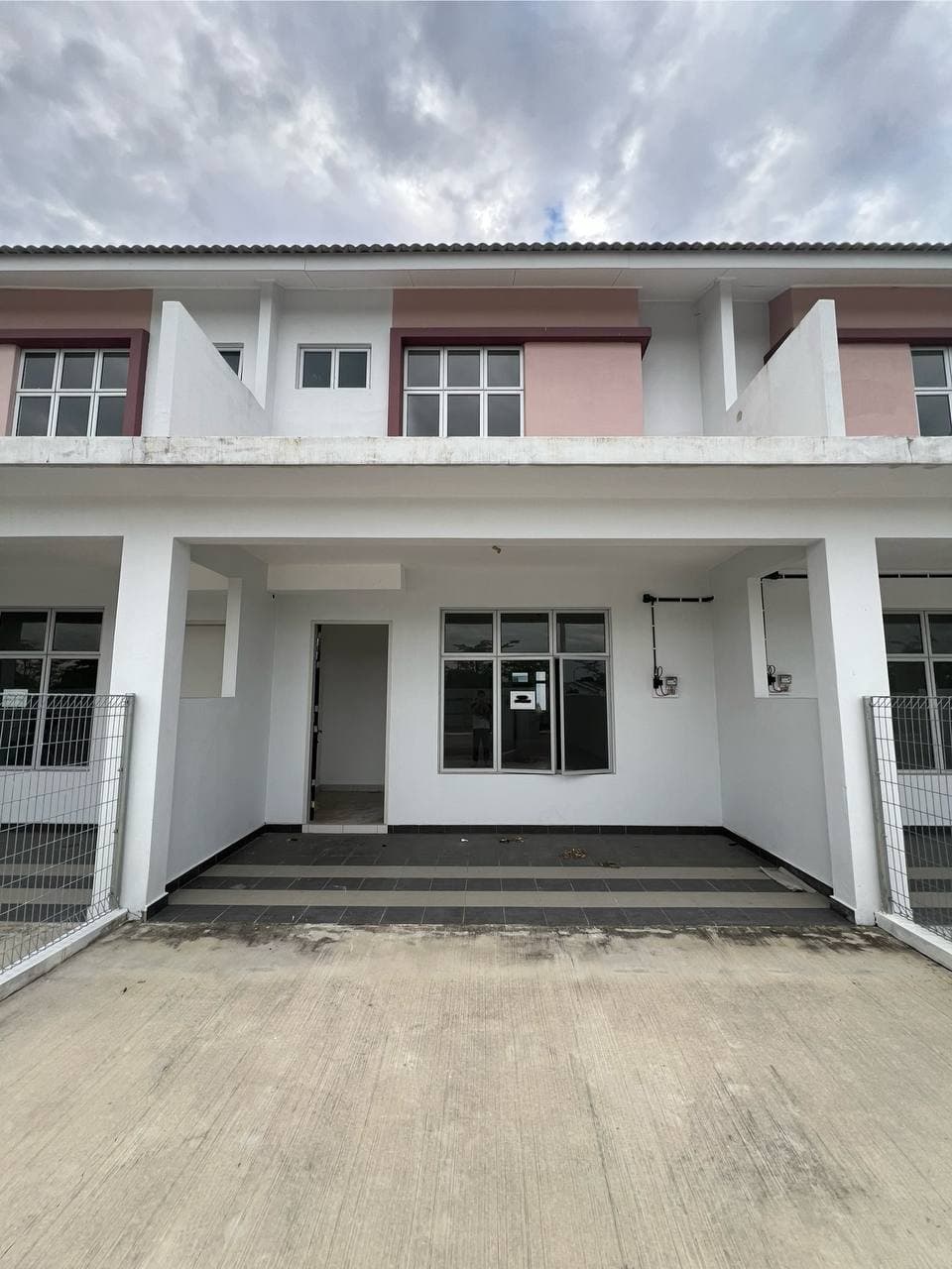 Double Storey Terrance House Erica by Meridin east 2