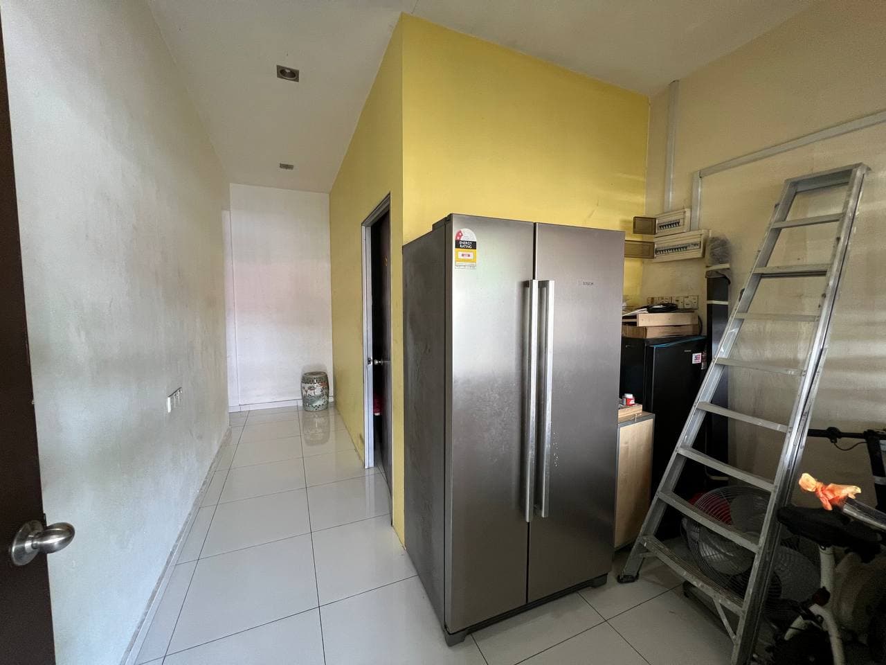 Single Storey Terrace Jalan Lembing 4