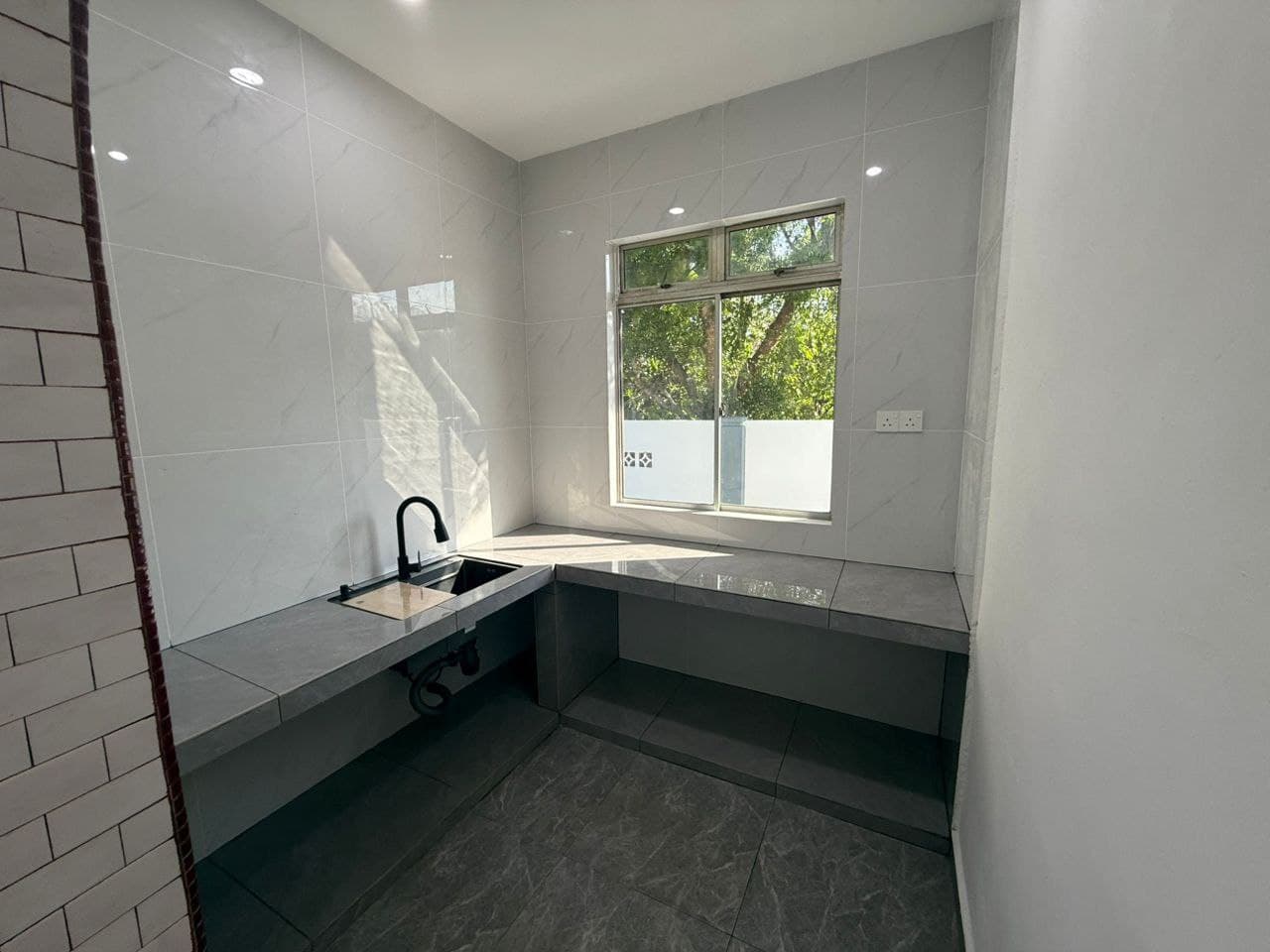 Single storey Semi-D Jalan Dedaru 7