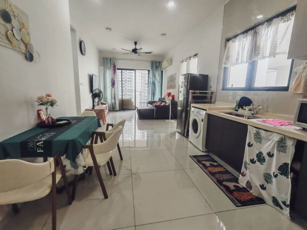 Condo Amberside @ Country Garden Danga Bay – photo 1