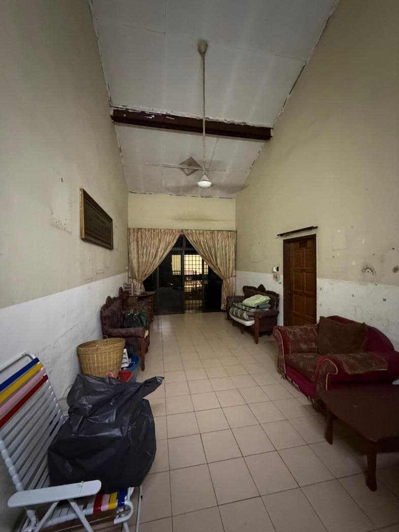 House Taman Munsyi Ibrahim – photo 1