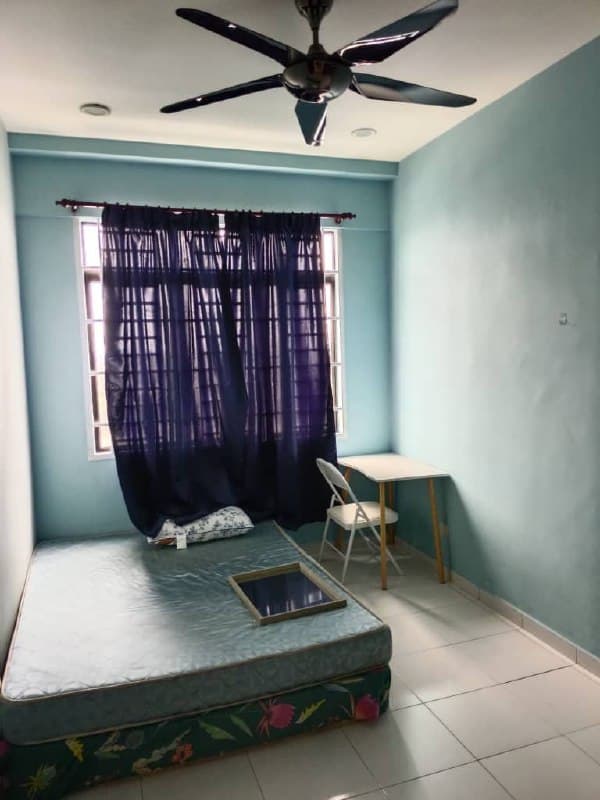 Condominium Tampoi 11