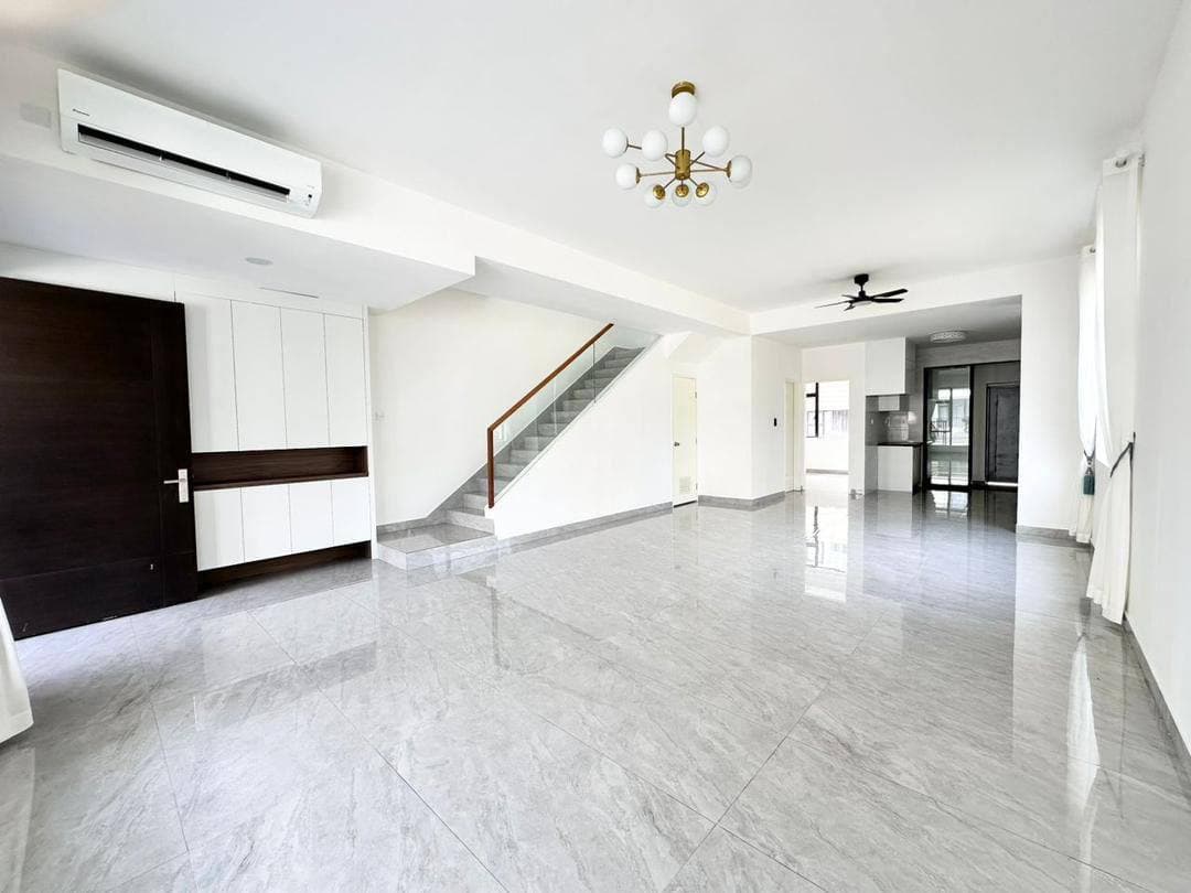 Double Storey End Lot Central Park Country Garden Tampoi 2