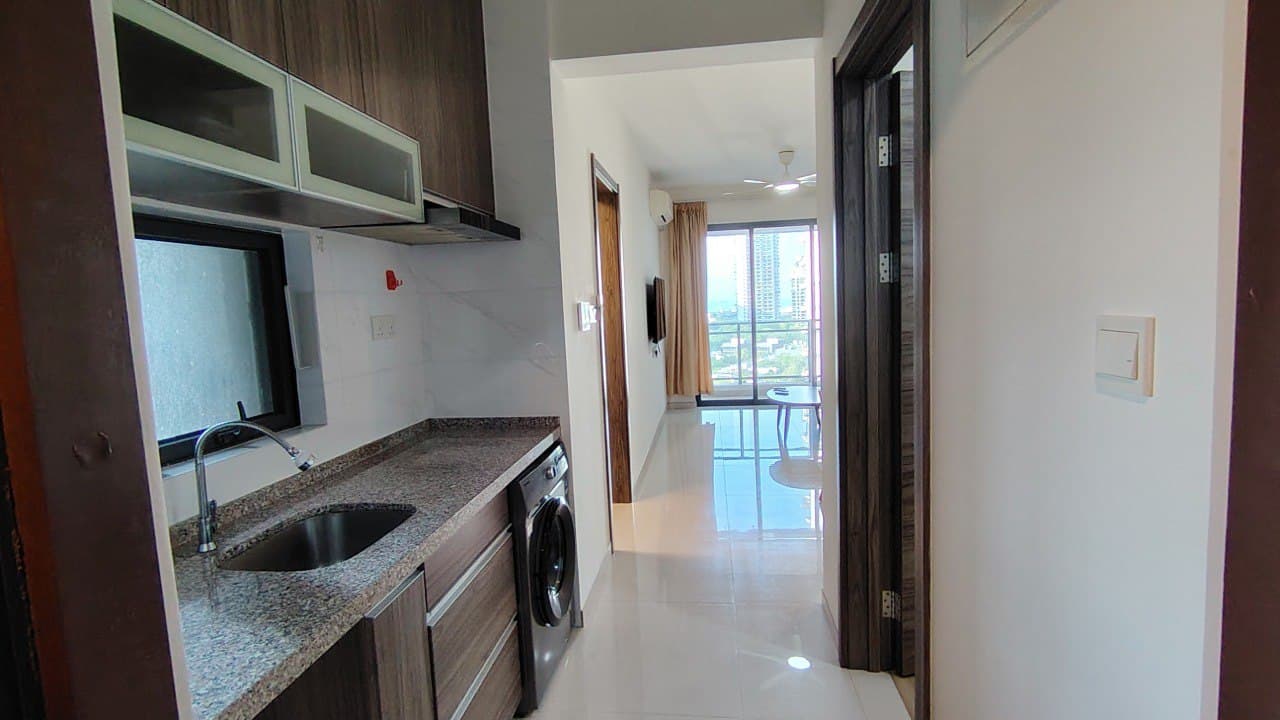 Condo Starview Bay Forest City 5