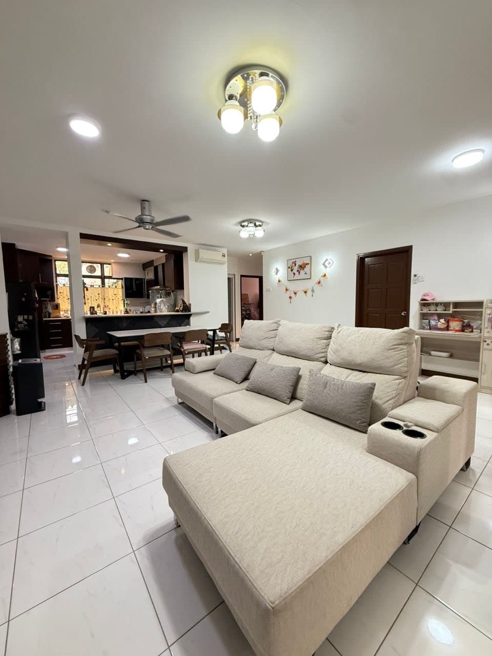 Condominium Taman Pelangi – photo 1