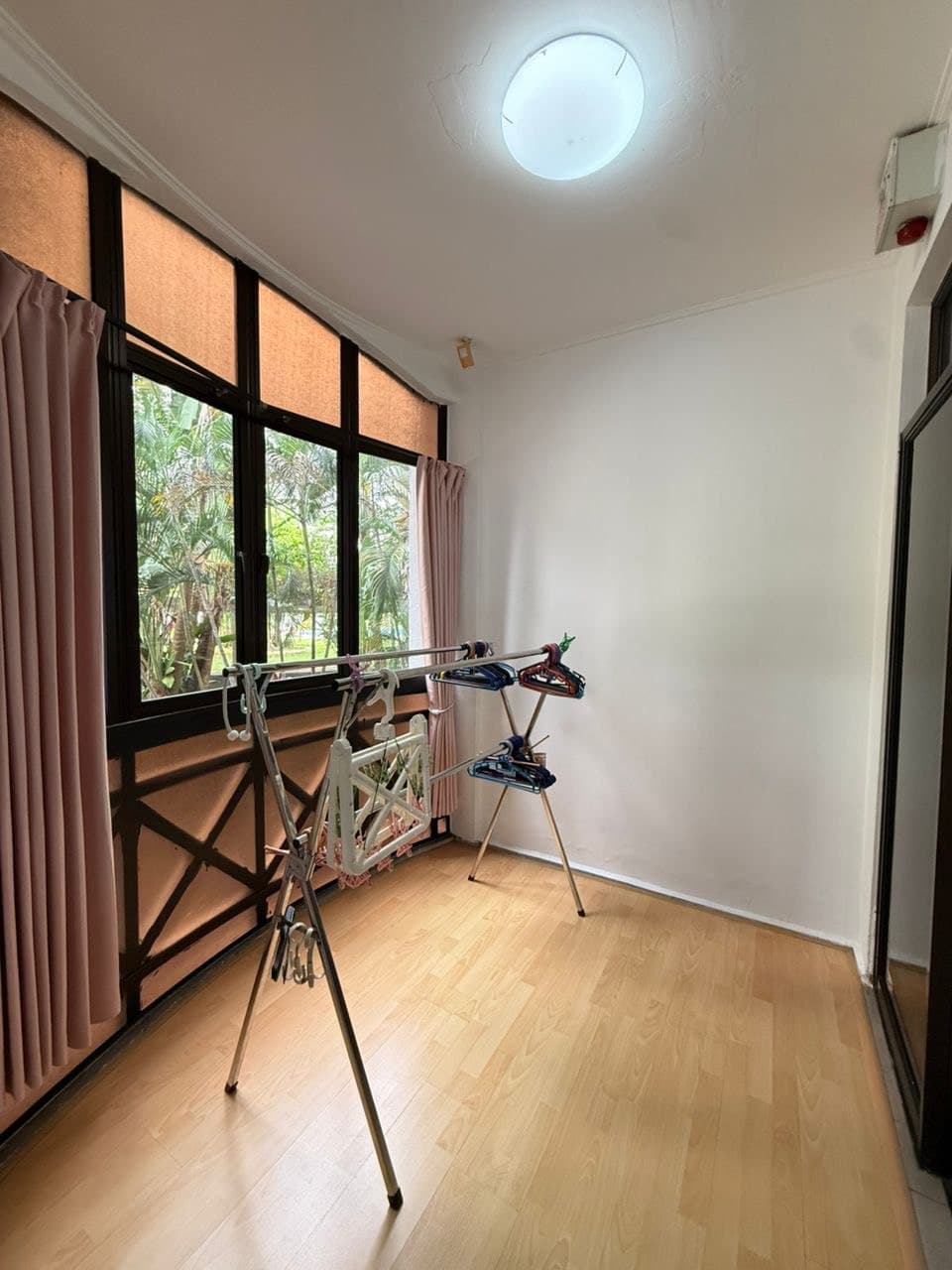 Condominium Taman Pelangi 9