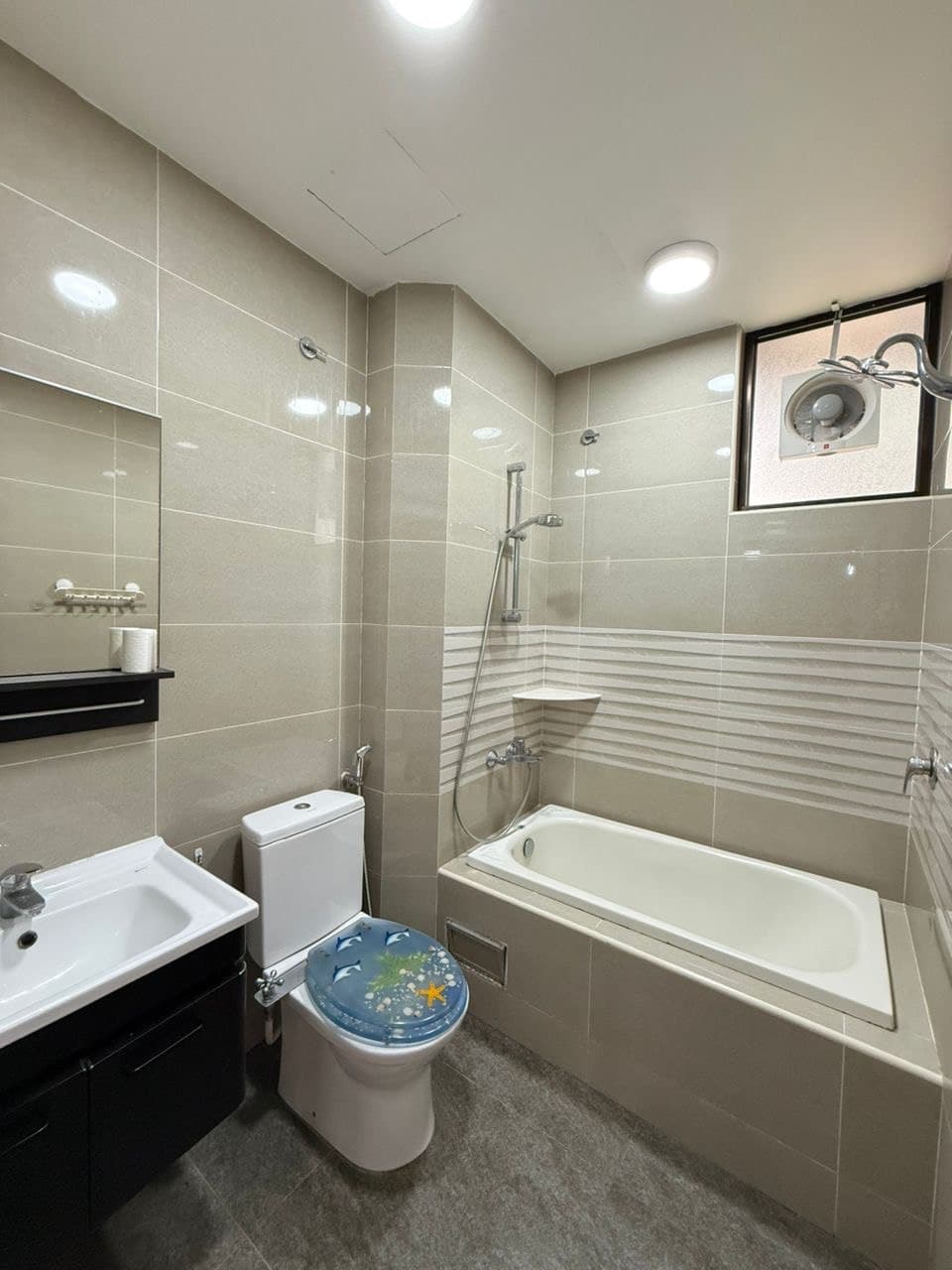 Condominium Taman Pelangi 10