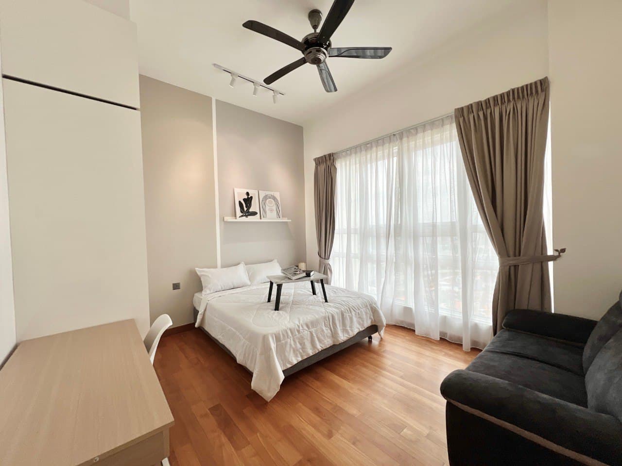 Condominium TRI-TOWER 5