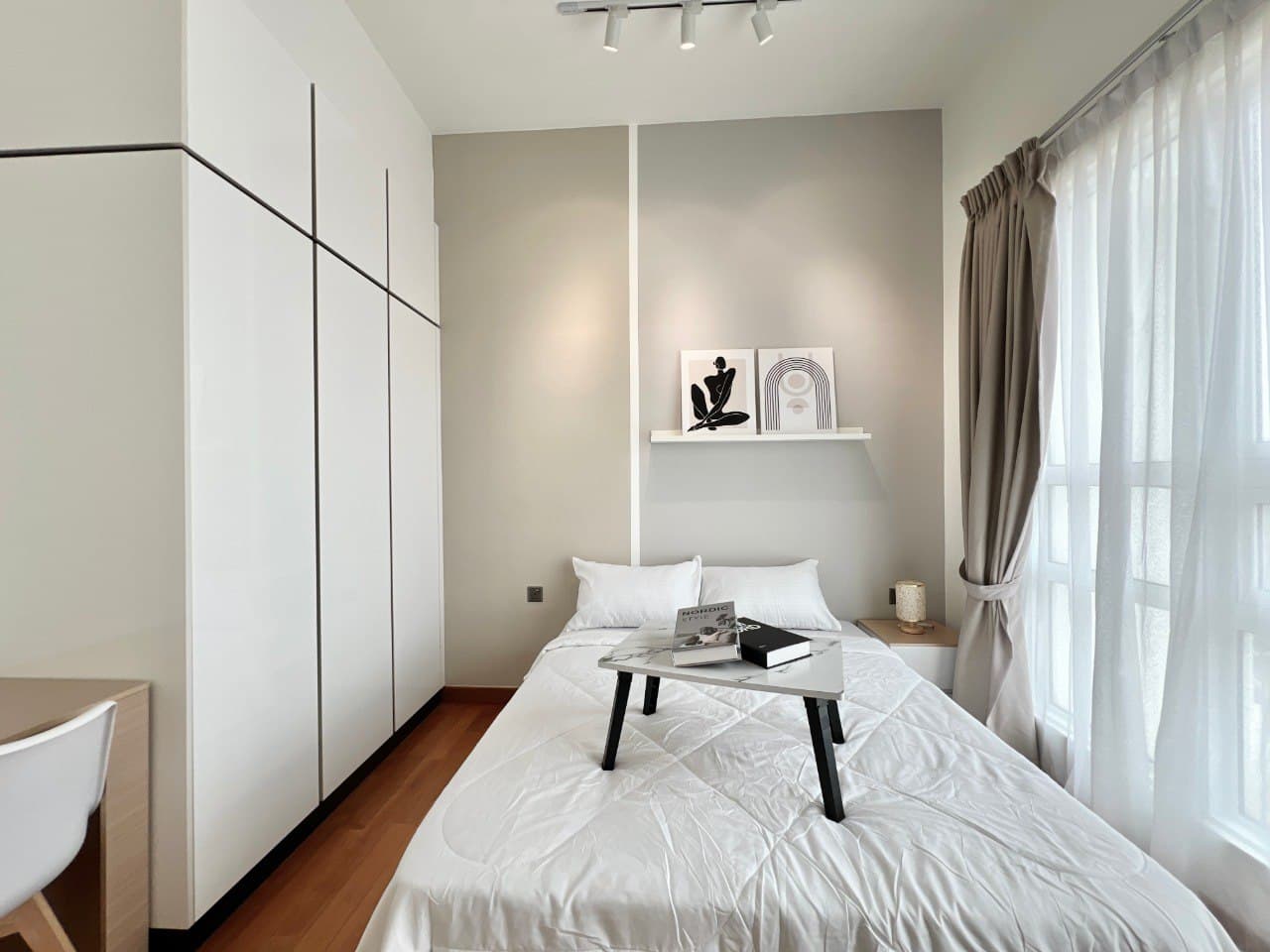 Condominium TRI-TOWER 2