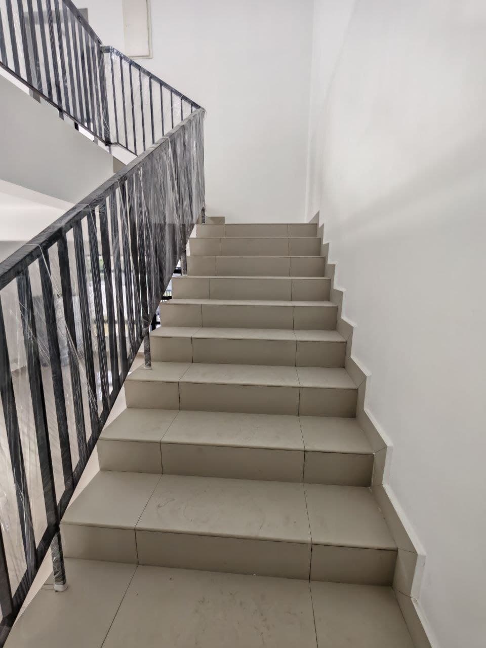 2 Storey Terrace House Ponderosa Callista, Molek 5