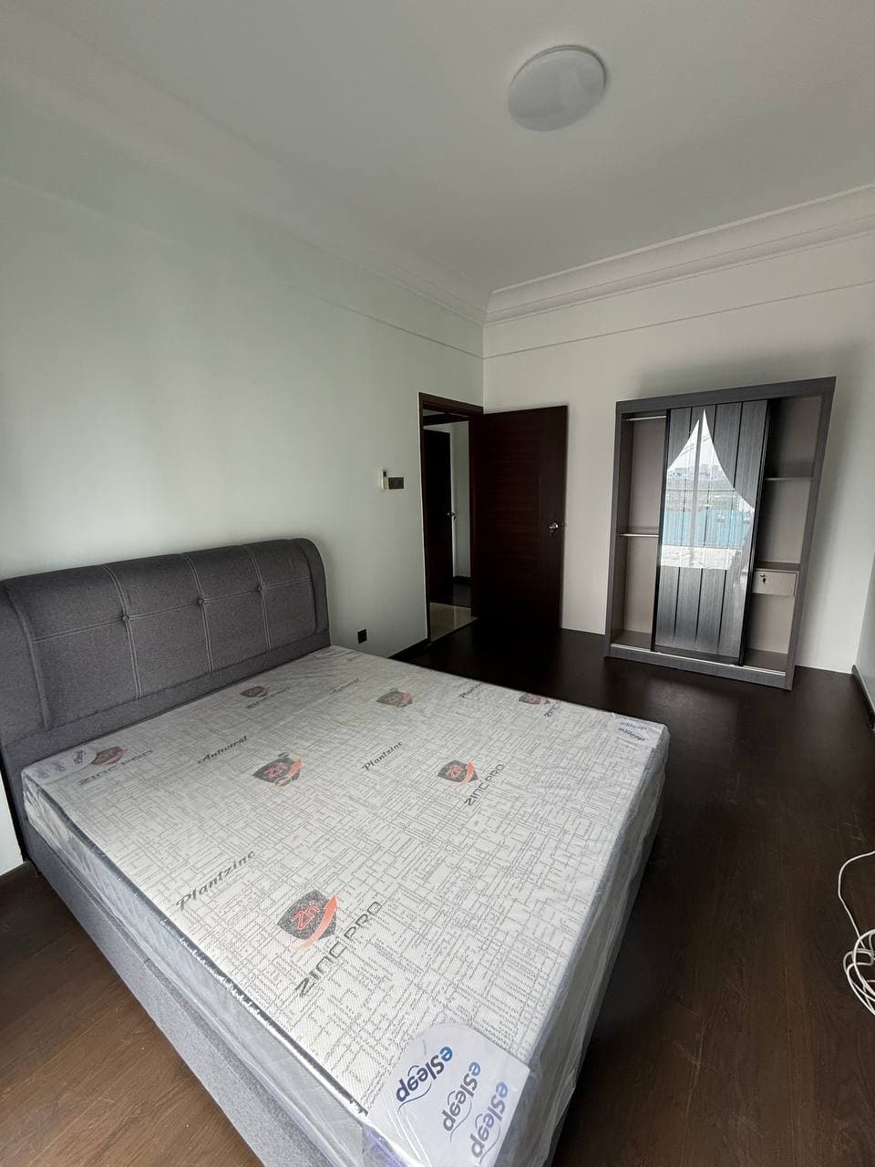 Apartment V Summer JB 6