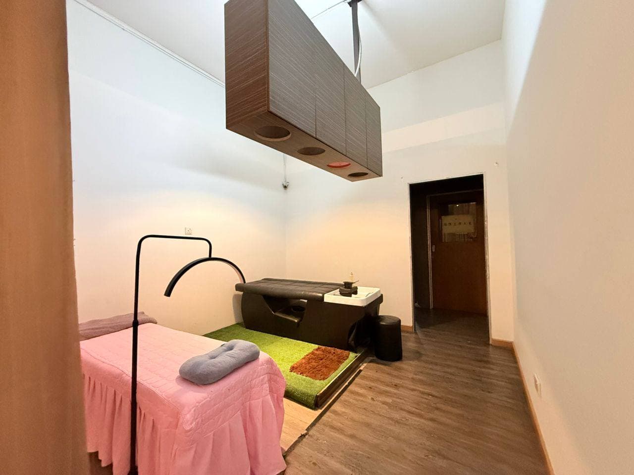 3 Storey Shop Lot Mutiara Rini 3