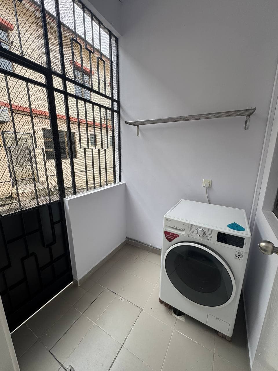 Double Storey Terrace Casea Garden 10