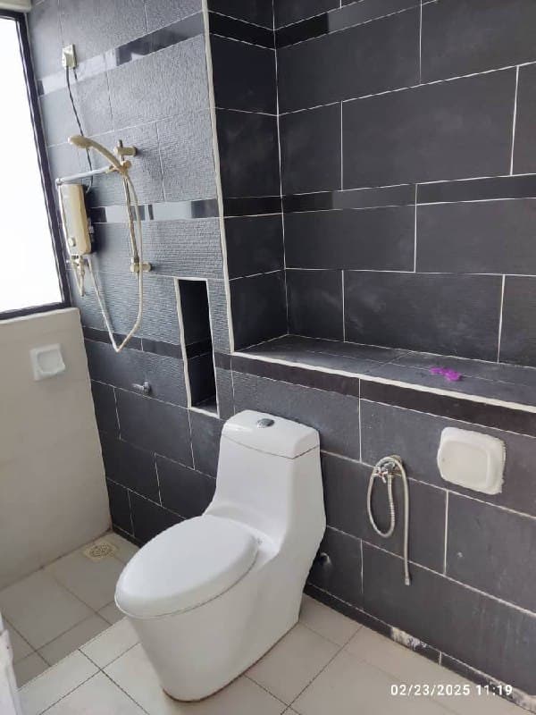 Apartment Bukit Indah 9