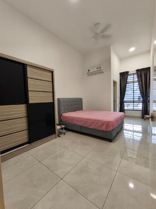 Single Storey / intermediate lot ICONIA @ IMPIAN EMAS 3