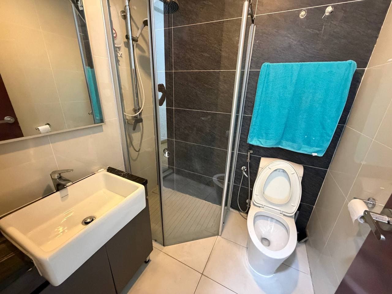 Condo Country Garden Danga Bay 11