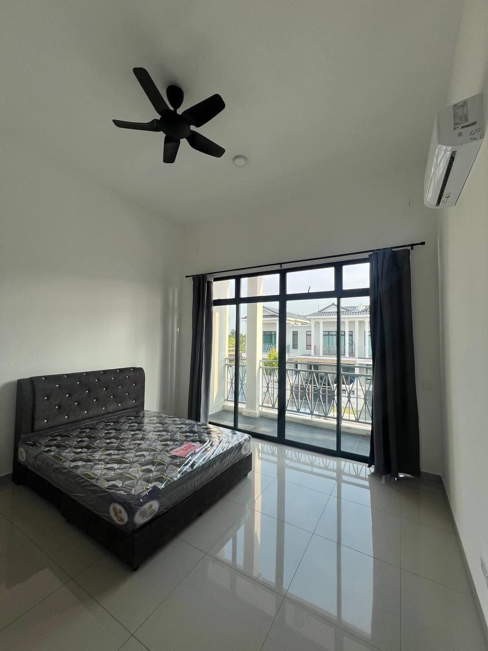 Double Storey Terrace (Intermediate Lot) Eco Tropics 3