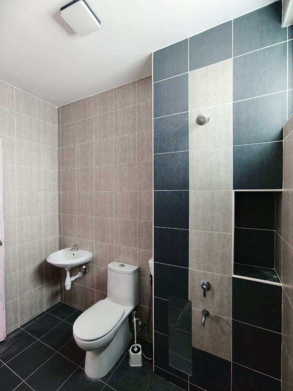 Double Storey Terrace House Taman Austin Duta 4 10