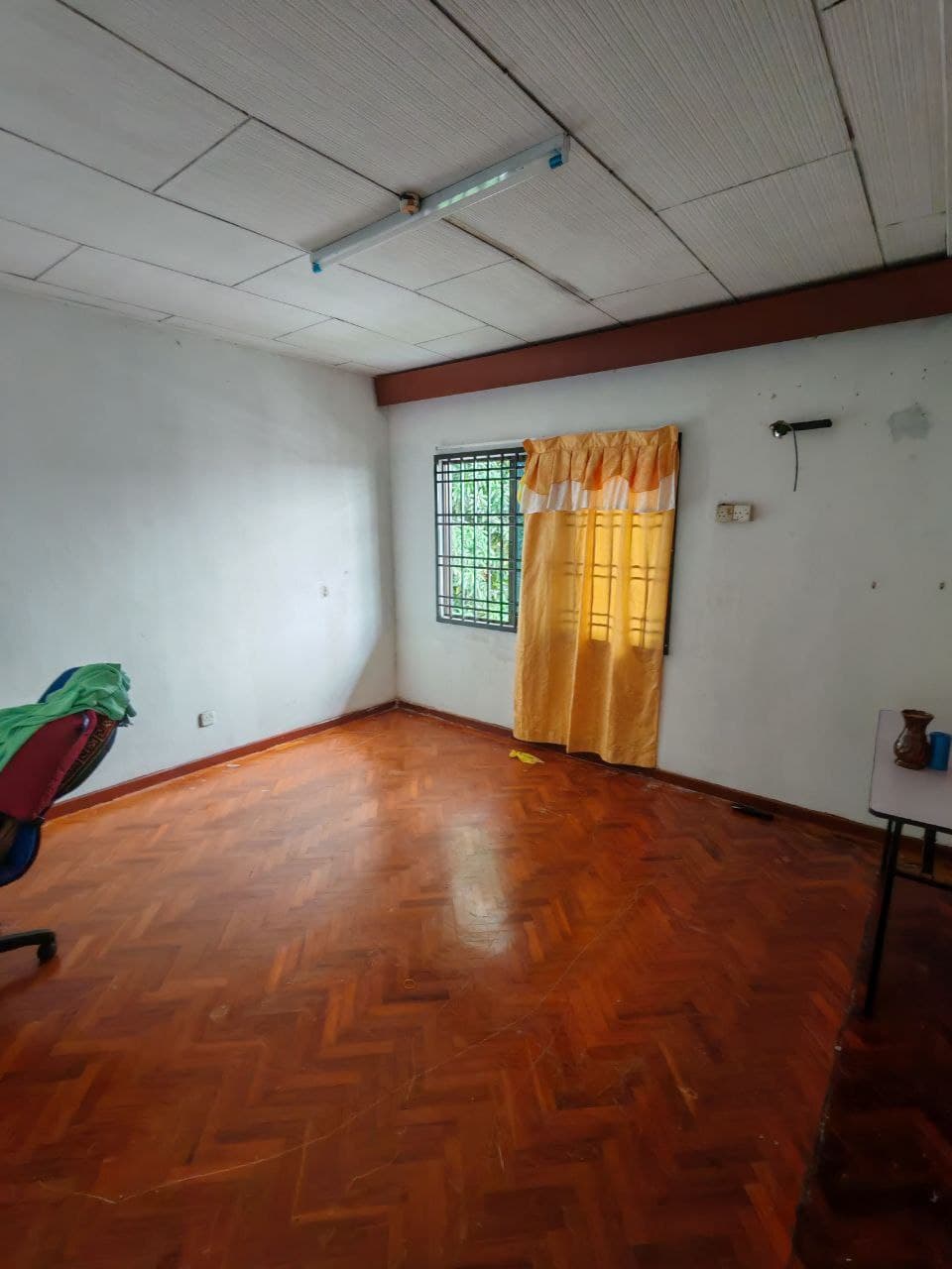 Double storey terrace house Taman Pelangi 2
